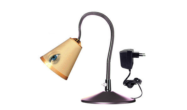 Certaines lampes de chevet consomment de l’électricité lorsqu’elles sont éteintes