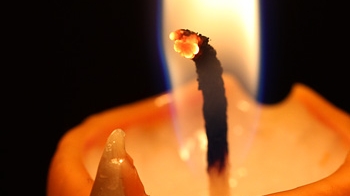 Choisir et gérer ses bougies pour éviter la suie